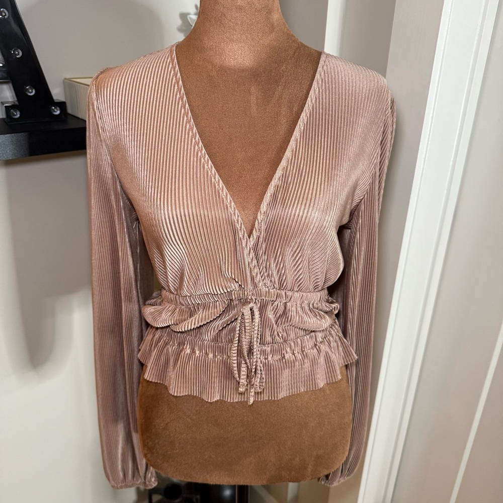 Zara Elegant V-Neck Pleated Blouse